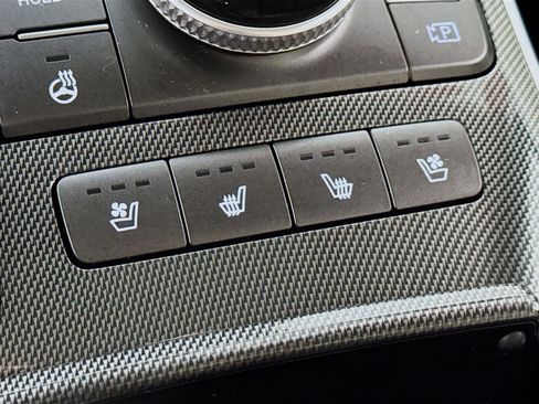 Used 2023 Hyundai Santa Fe Limited image 5