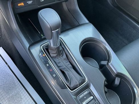 Used 2025 Honda Civic Sport image 25