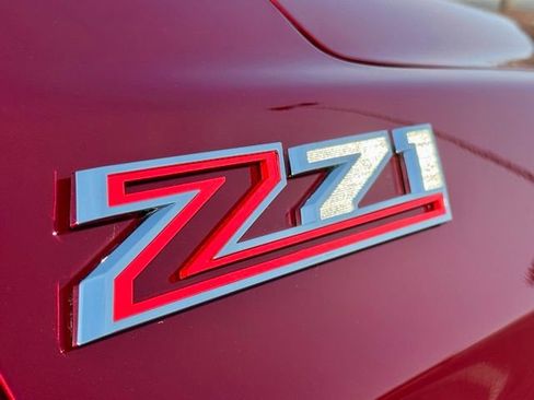 Used 2024 Chevrolet Tahoe Z71 w/ Luxury Package image 16