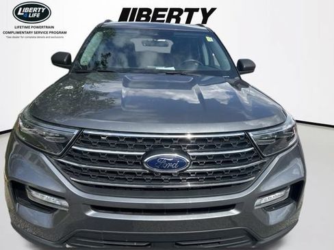 Used 2023 Ford Explorer XLT w/ Equipment Group 202A AWD/4WD image 9