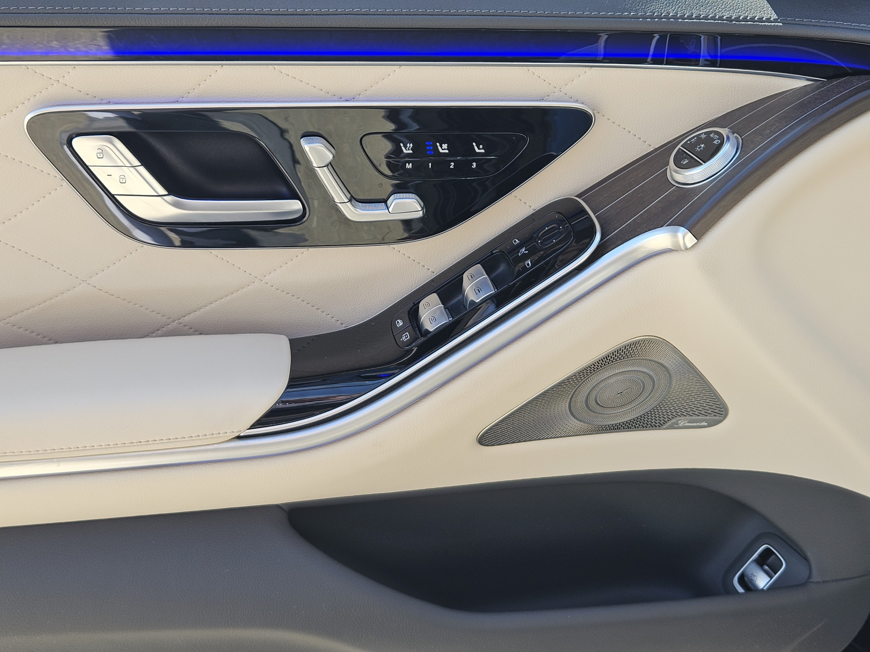 Certified 2023 Mercedes-Benz S 500 4MATIC image 24