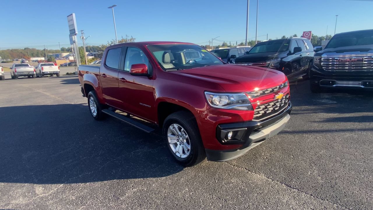 Used 2022 Chevrolet Colorado LT w/ Luxury Package RWD image 3