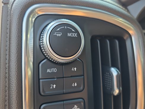 Used 2020 GMC Sierra 1500 Denali w/ Denali Ultimate Package AWD/4WD image 27