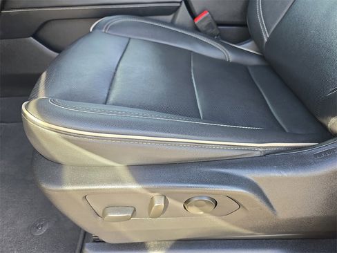 Used 2024 Chevrolet Tahoe Premier image 30