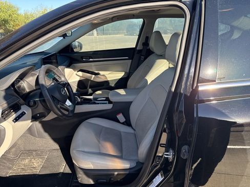 Used 2023 Nissan Altima 2.5 SL image 42