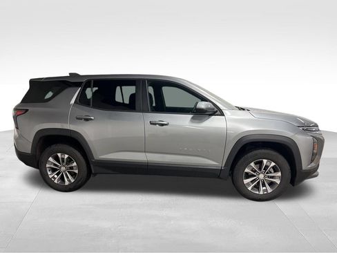 Certified 2025 Chevrolet Equinox LT AWD/4WD image 4