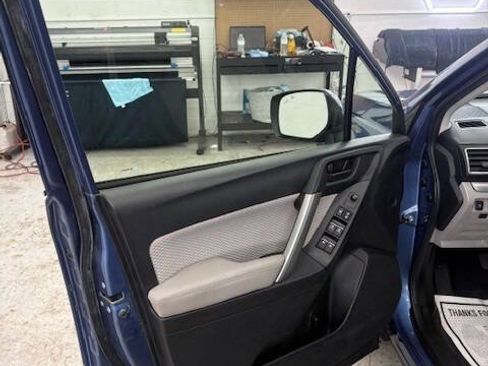 Used 2017 Subaru Forester 2.5i Premium image 26