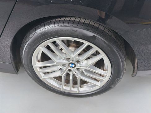 Used 2024 BMW 530i w/ Premium Package RWD image 31