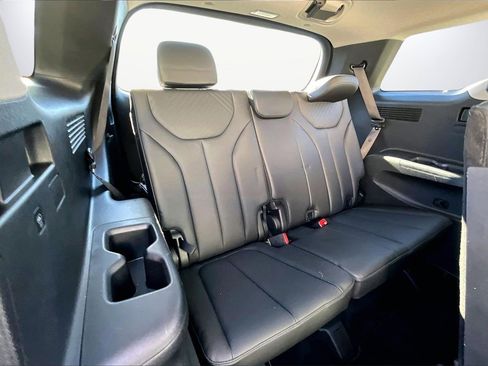 Used 2023 Hyundai Palisade SEL image 26