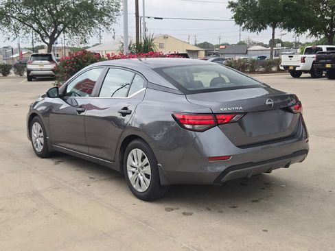 Used 2025 Nissan Sentra S image 5