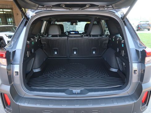 Used 2026 Subaru Outback Premium AWD/4WD image 34