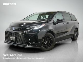 Used 2025 Toyota Sienna XSE AWD/4WD video 1