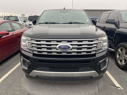 Used 2020 Ford Expedition Limited image 2