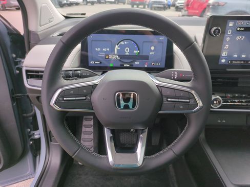 Used 2025 Honda Prologue Touring image 19
