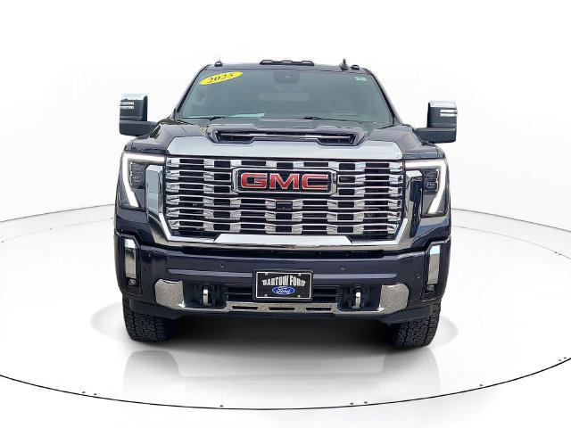 Used 2025 GMC Sierra 2500 Denali w/ Denali Reserve Package AWD/4WD image 2