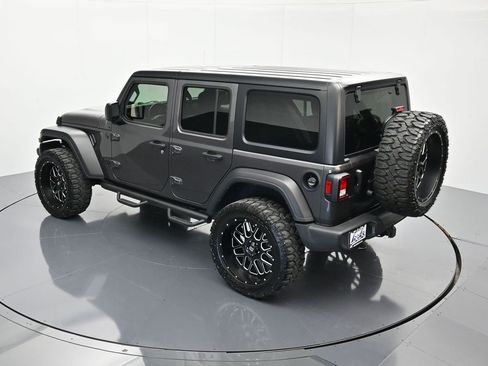 Used 2022 Jeep Wrangler Unlimited Sport image 34