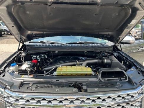 Used 2020 Ford Expedition Platinum AWD/4WD image 10
