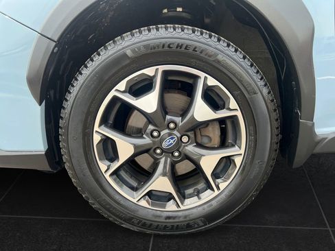 Used 2020 Subaru Crosstrek 2.0i Premium AWD/4WD image 9