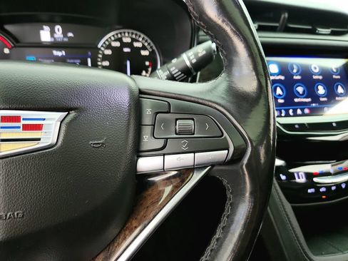 Used 2021 Cadillac XT6 Premium Luxury FWD image 25