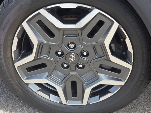 Used 2021 Hyundai Santa Fe Limited FWD image 25
