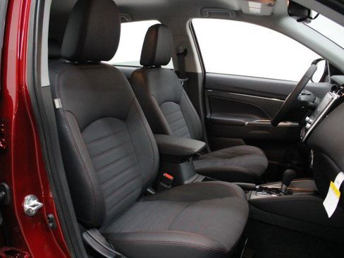 New 2026 Mitsubishi Outlander Sport SE image 18