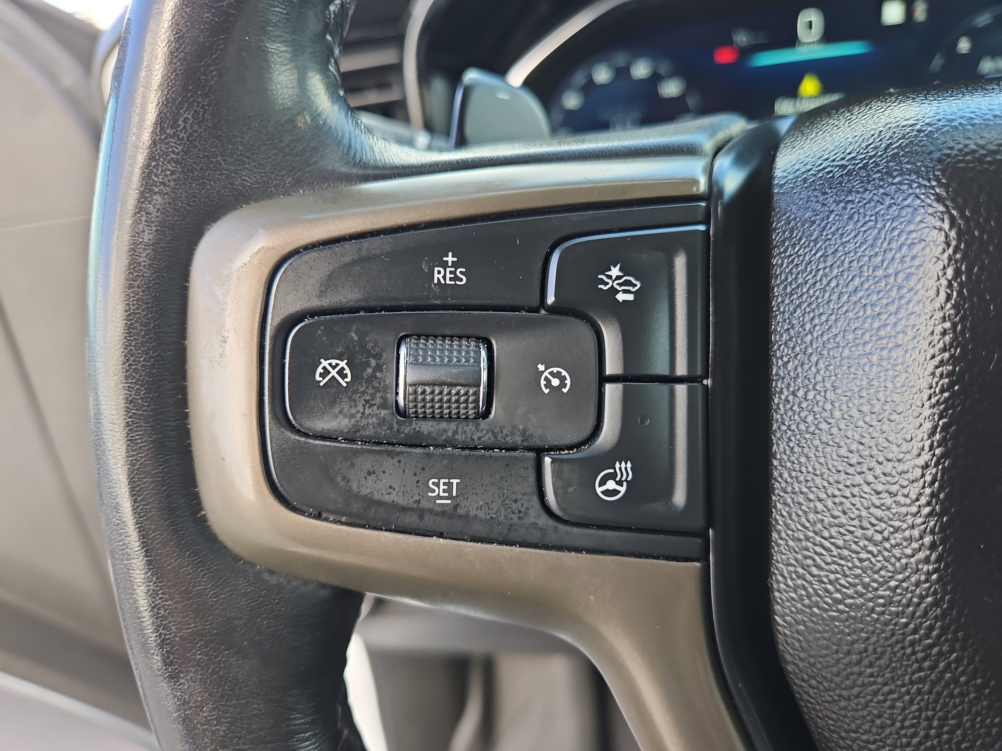 Certified 2023 Chevrolet Silverado 1500 High Country w/ High Country Premium Package AWD/4WD image 21