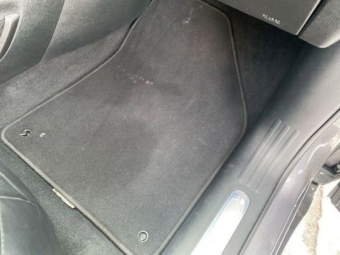 Used 2019 Jeep Cherokee Limited image 33