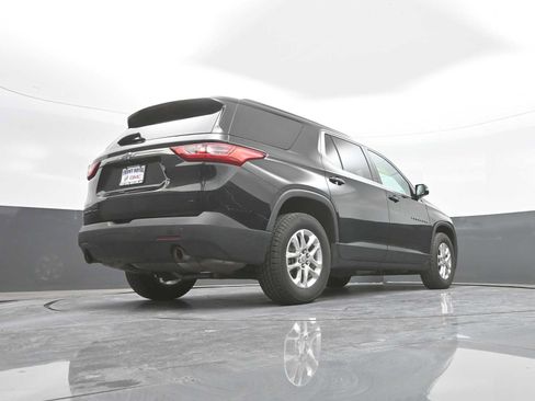 Used 2020 Chevrolet Traverse LT w/ LPO, Blackout Package AWD/4WD image 44