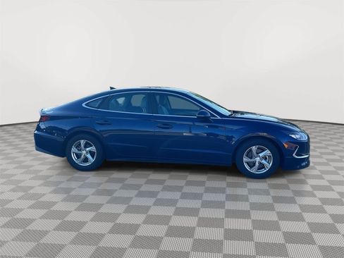 Used 2022 Hyundai Sonata SE FWD image 4