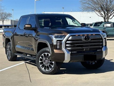 Used 2024 Toyota Tundra Limited w/ Power Package image 2