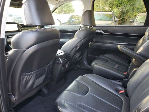 Used 2021 Hyundai Palisade Limited w/ Cargo Package image 9
