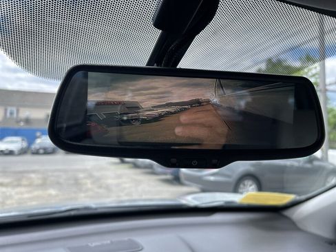 Used 2018 Honda CR-V LX image 15
