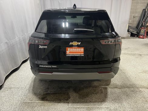 Used 2025 Chevrolet Equinox LT AWD/4WD image 7