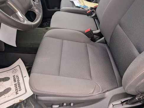 Used 2018 Chevrolet Silverado 1500 LT w/ All Star Edition AWD/4WD image 22