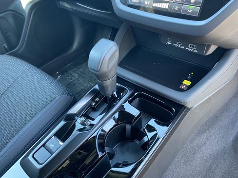 New 2026 Subaru Forester Touring AWD/4WD image 16