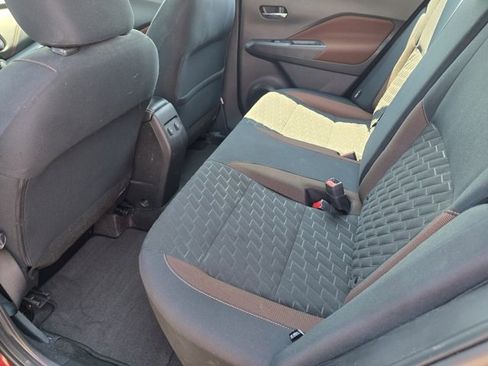 Used 2023 Nissan Kicks SR image 16