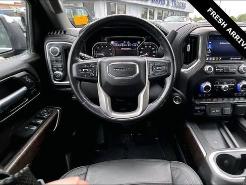 Used 2021 GMC Sierra 1500 Denali w/ Driver Alert Package II AWD/4WD image 9
