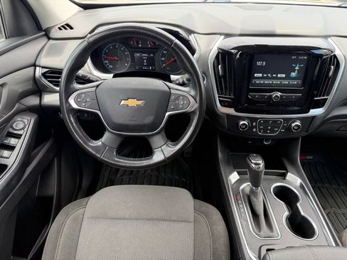 Used 2019 Chevrolet Traverse LT FWD image 10