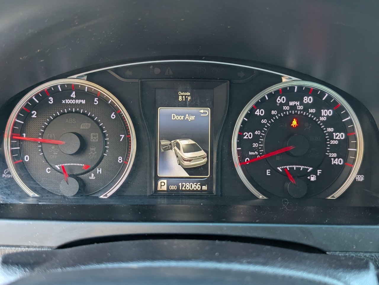 Used 2016 Toyota Camry SE FWD image 19