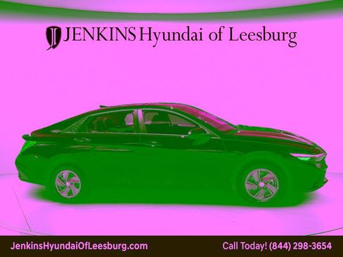 New 2026 Hyundai Elantra SE FWD image 2