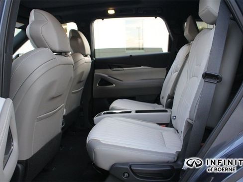 Certified 2026 INFINITI QX60 Autograph w/ Dark Cargo Package image 17