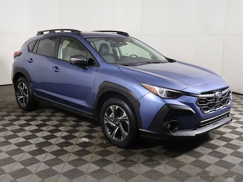 Used 2024 Subaru Crosstrek 2.0i Premium image 2