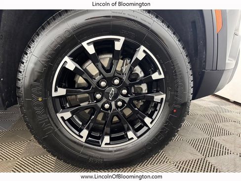 Used 2024 Chevrolet Traverse Z71 w/ LPO, Floor Liner Package AWD/4WD image 24