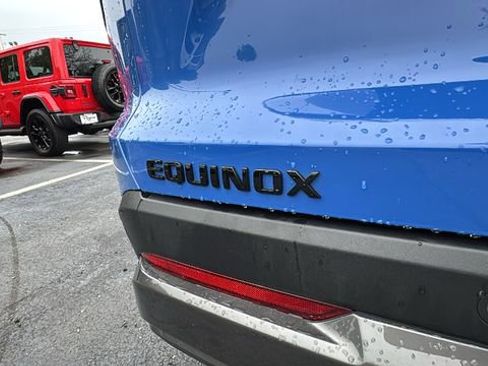 Used 2025 Chevrolet Equinox ACTIV image 37