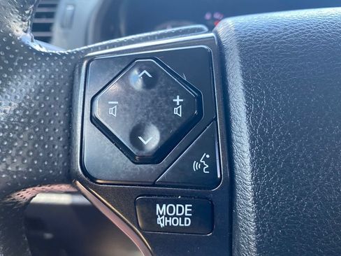 Used 2021 Toyota 4Runner Venture w/ Moonroof Package AWD/4WD image 24