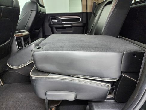 Used 2019 RAM 2500 Laramie image 37