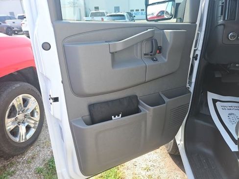 New 2025 Chevrolet Express 3500 w/ Power Convenience Package RWD image 19