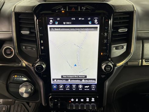 Used 2019 RAM 1500 Limited RWD image 3