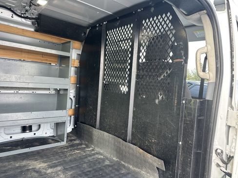 Used 2018 Ford Transit 250 130 Low Roof w/ Exterior Upgrade Package image 21