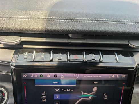 Used 2022 Jeep Grand Cherokee L Limited AWD/4WD image 20
